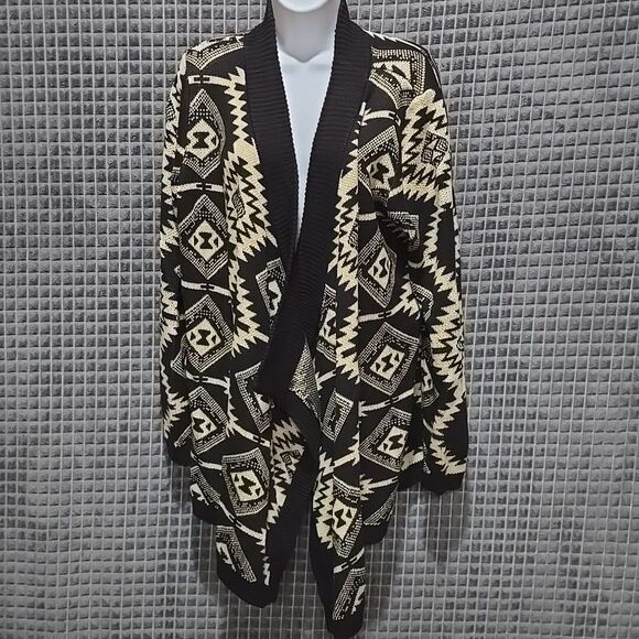 Harve Benard Sweaters - HarveBenard Soft Oversized Sweater Cardigan SzLg Open Wrap Aztec Cozy Boho Chic